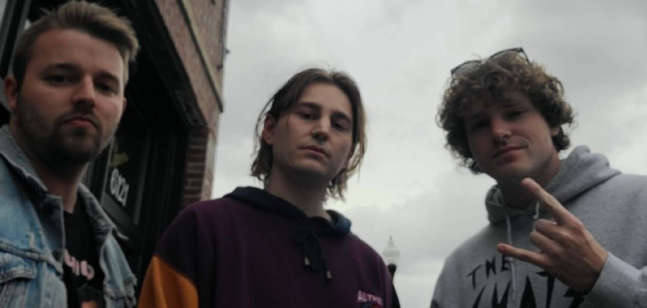 film slide submitted by blondo